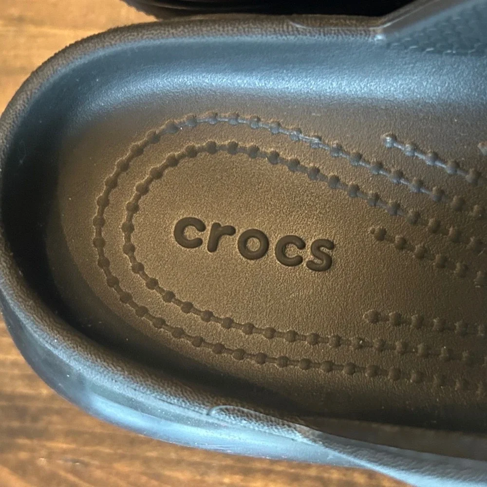 CROCS mega crush